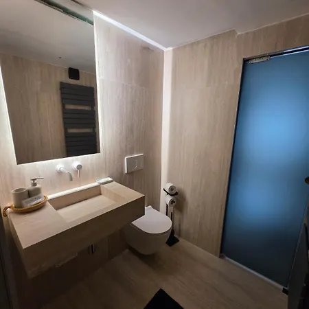 아파트 Muranche Loft S1 발토우르넨체